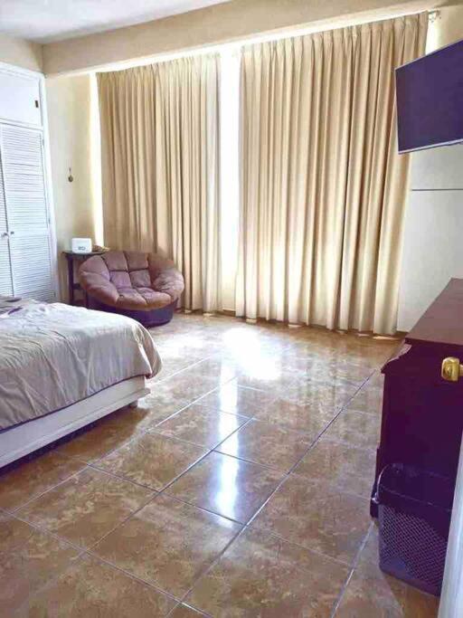 Cozy apartment to stay - 2bedrooms for 4 guests! photo 3
