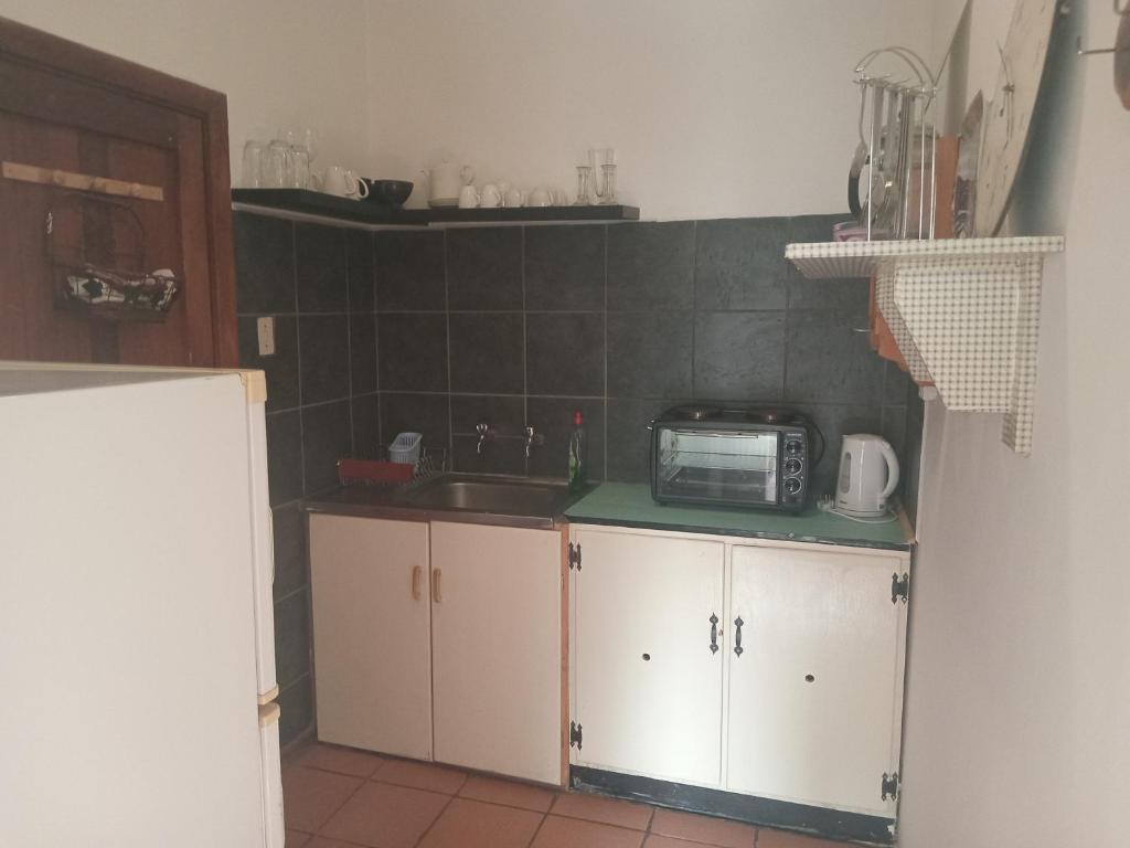 Royal Karoo Cottage photo 4