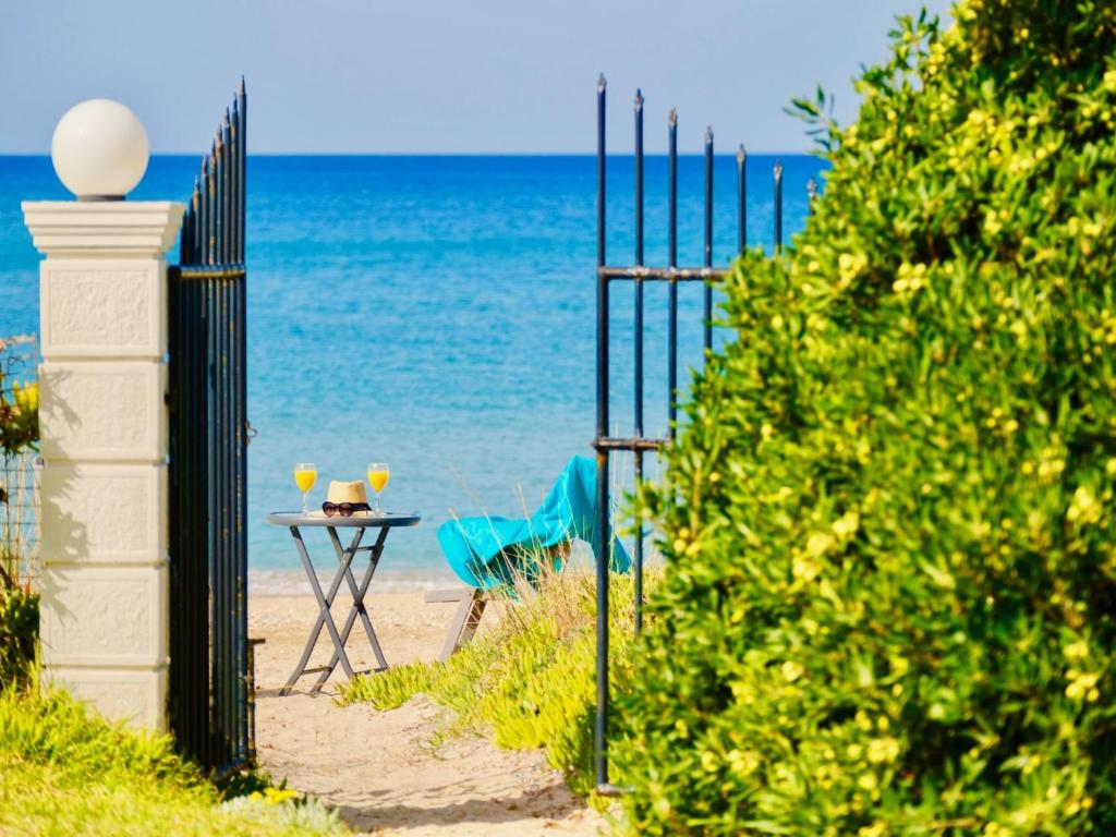 Beachfront Villas Stato Da Mar by DadoVillas photo 4