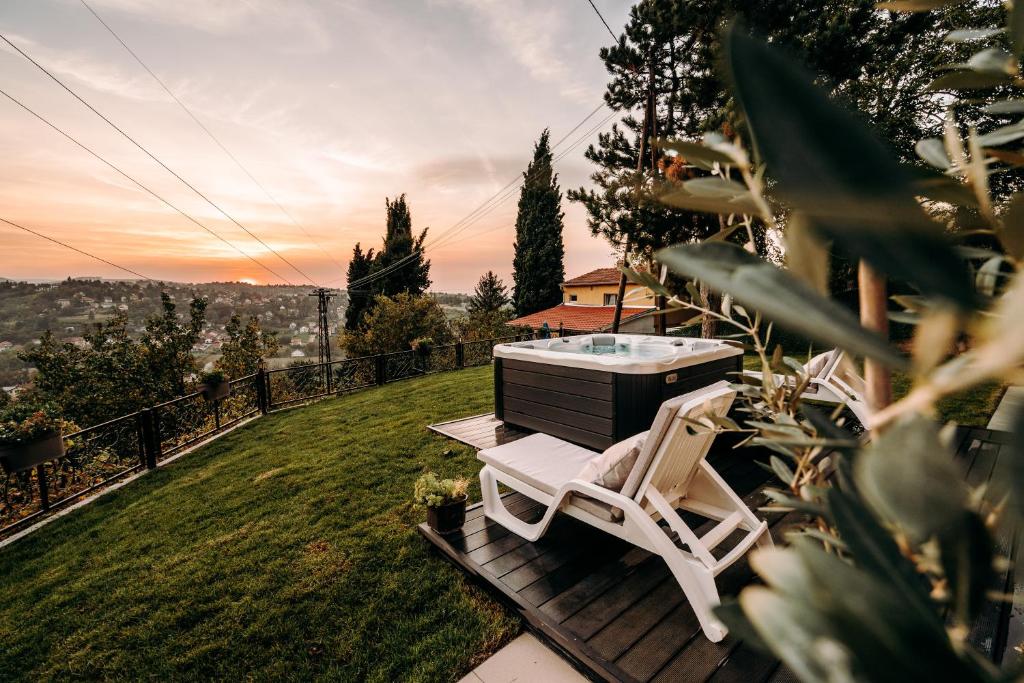 The Cypress Villa & Vineyard II photo 3