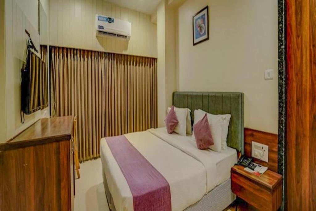FabHotel Prime Raajpath, Near Railway Station photo 4