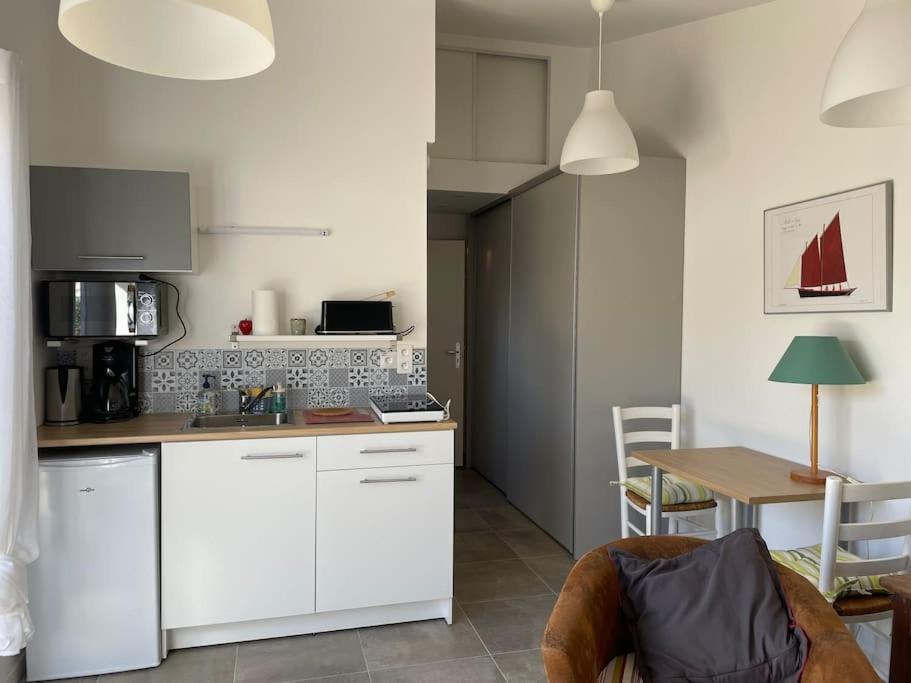 Studio au calme avec jardin et stationnement photo 1