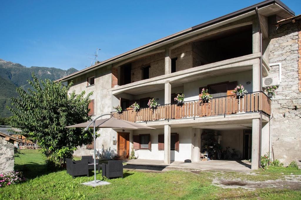 Cascina Pirondini, Surselva