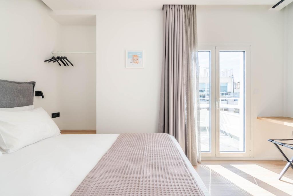 ERMOU 40 SUITES Room Type - One-Bedroom Apartment