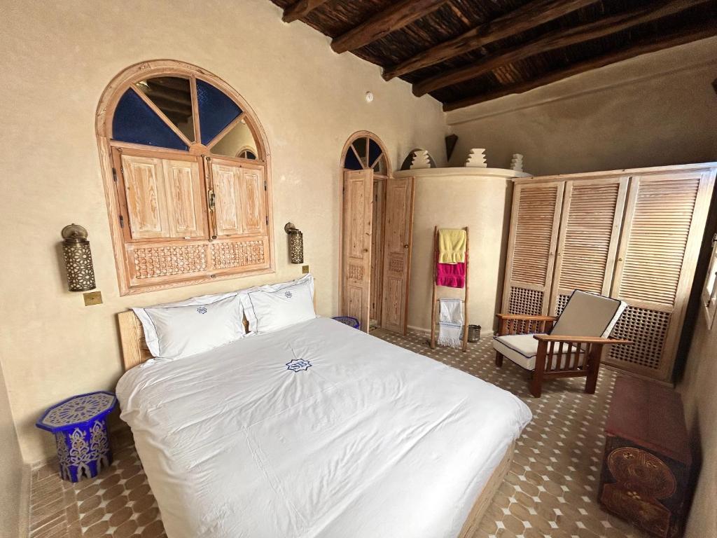 Beau riad en médina, lumineux et avec terrasse privée sur mer photo 1
