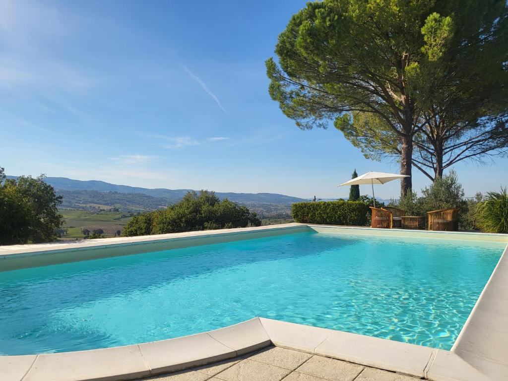 Villa with Pool and Countryside View photo 4