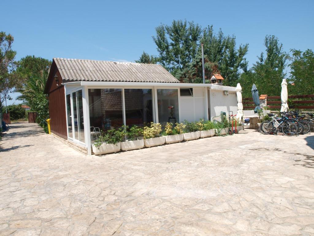 Apartments and bungalows vila Dalibor photo 3