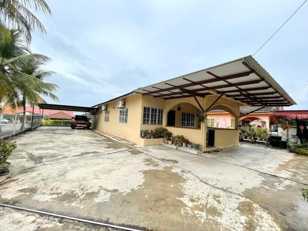 Teratak LS Homestay photo 1