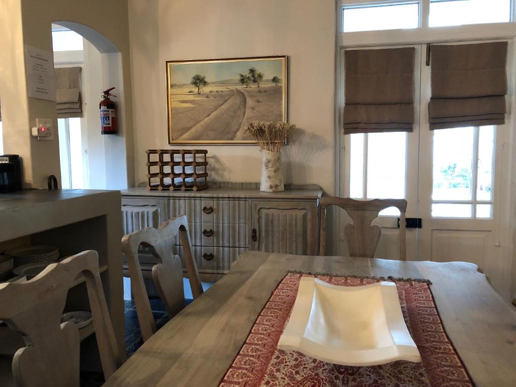 Gooding's Olive Villa photo 1