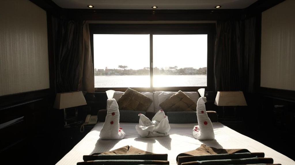 مركب ريفر River Boat photo 2
