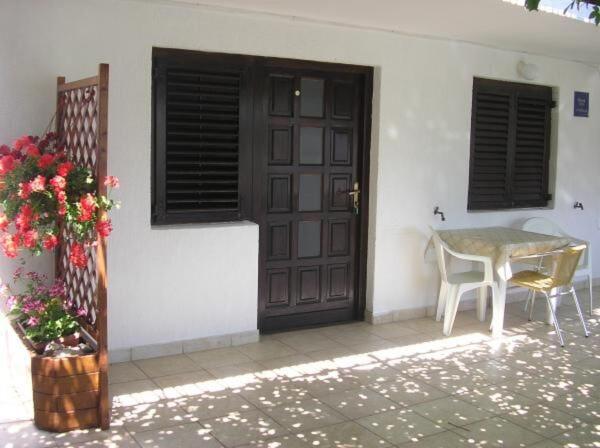 Apartments Mirjana photo 3