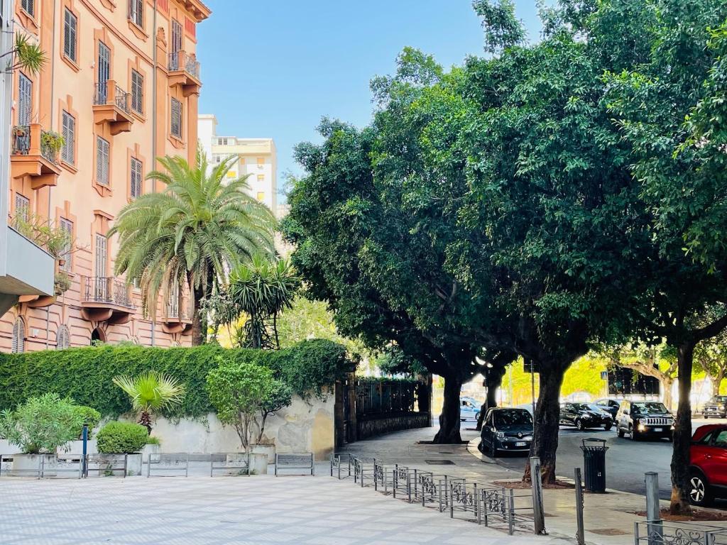 Liberty Palace - your villa in the city center photo 1