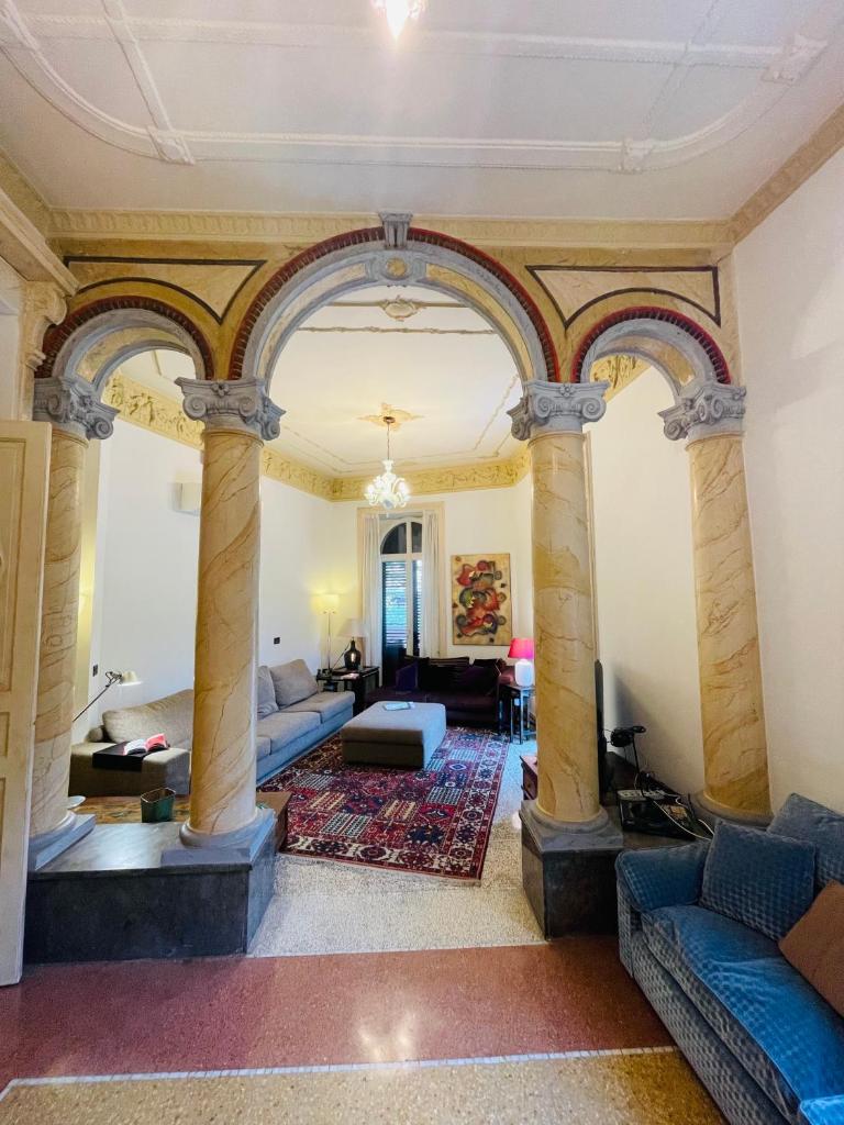 Liberty Palace - your villa in the city center