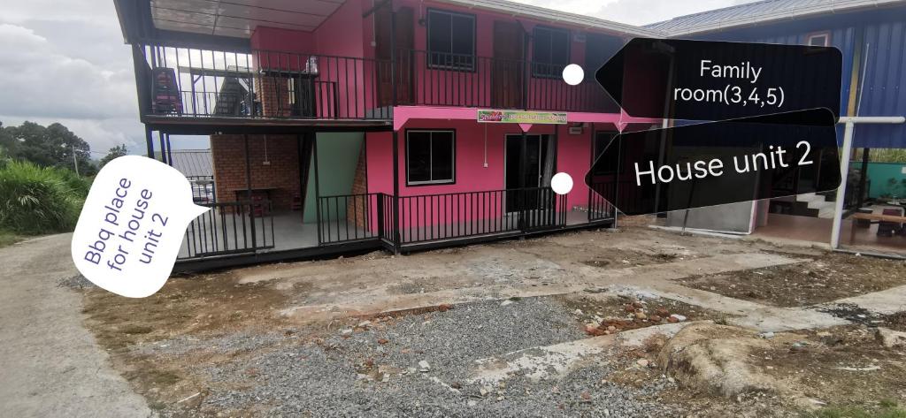 Strawberry Rest House Mesilou Kundasang photo 1