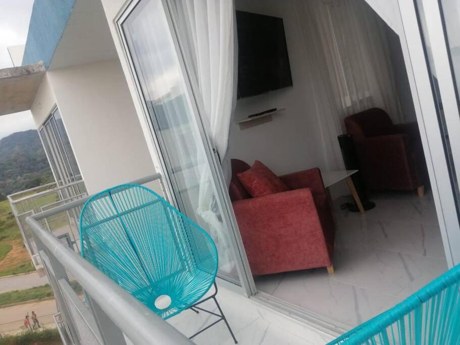 Apartamento con terraza privada photo 4