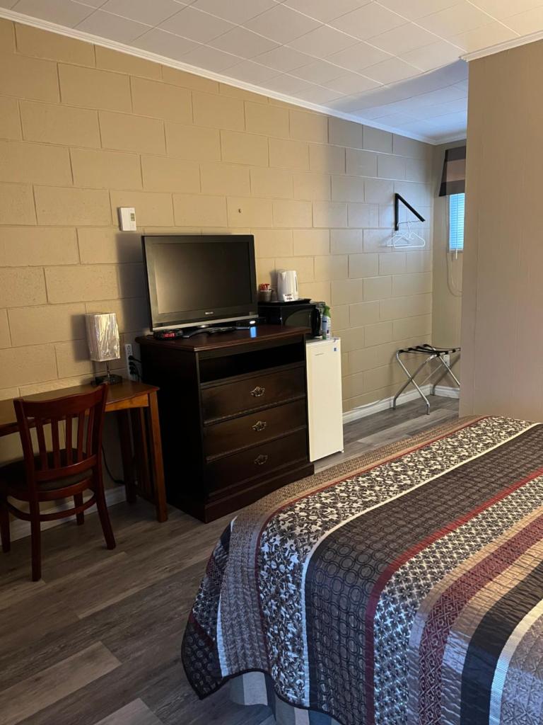 Pine Grove Motel photo 4