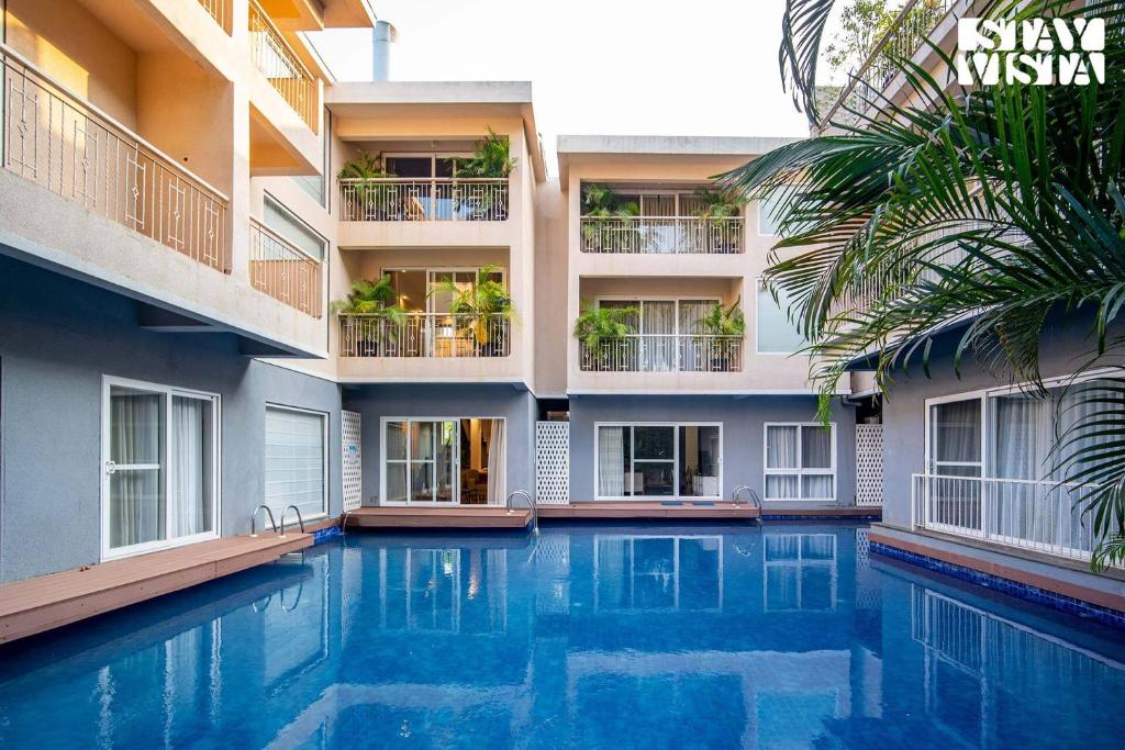 StayVista at Villa Amethyst with Pvt Pool & Jacuzzi photo 3