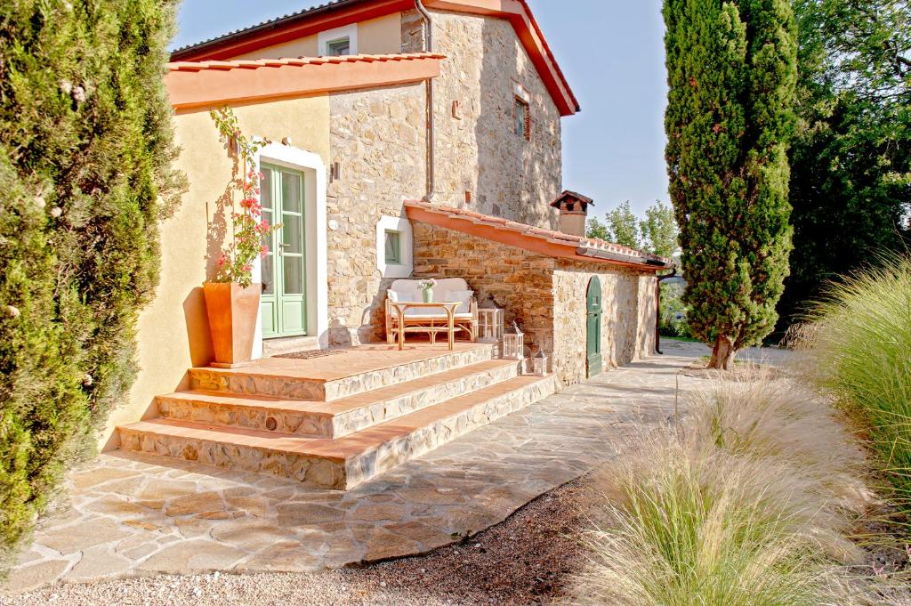 Suite matrimoniale del Podere La Gualda Vecchia, accesso a SPA con min 5 notti, immersa nel Giardino Emozionale photo 2