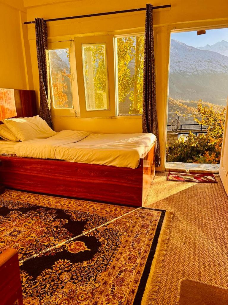 Backpackers Stories by Old Hunza Inn photo 2