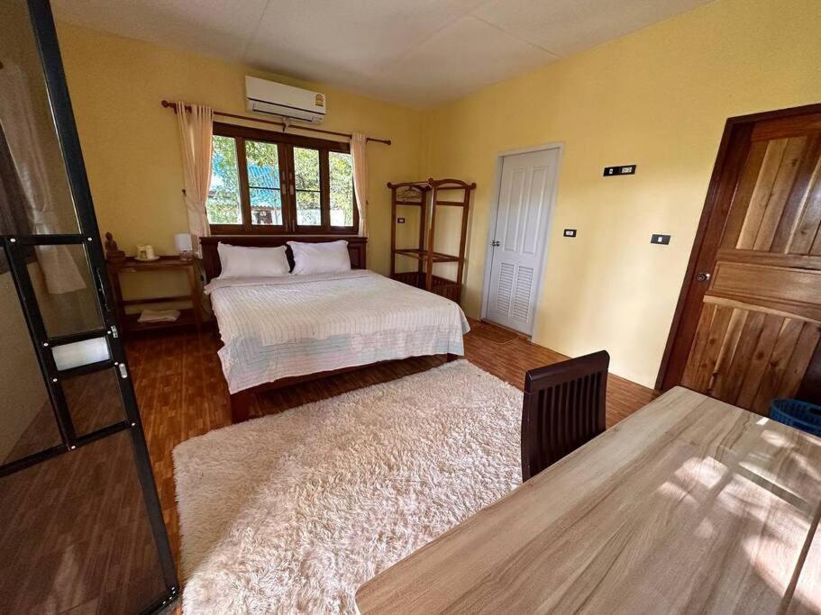 Beachfront Bungalow lll photo 3