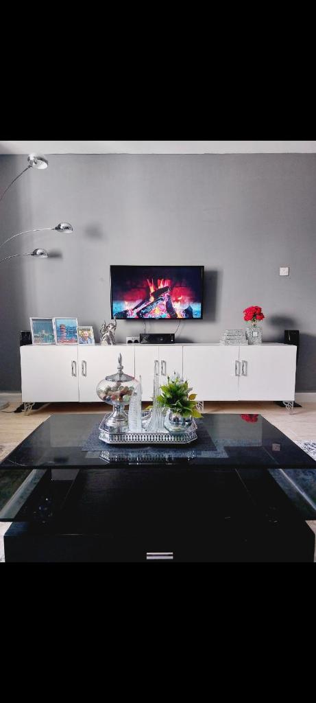 DLuxxe Serenity Home Stay-SILVER photo 1