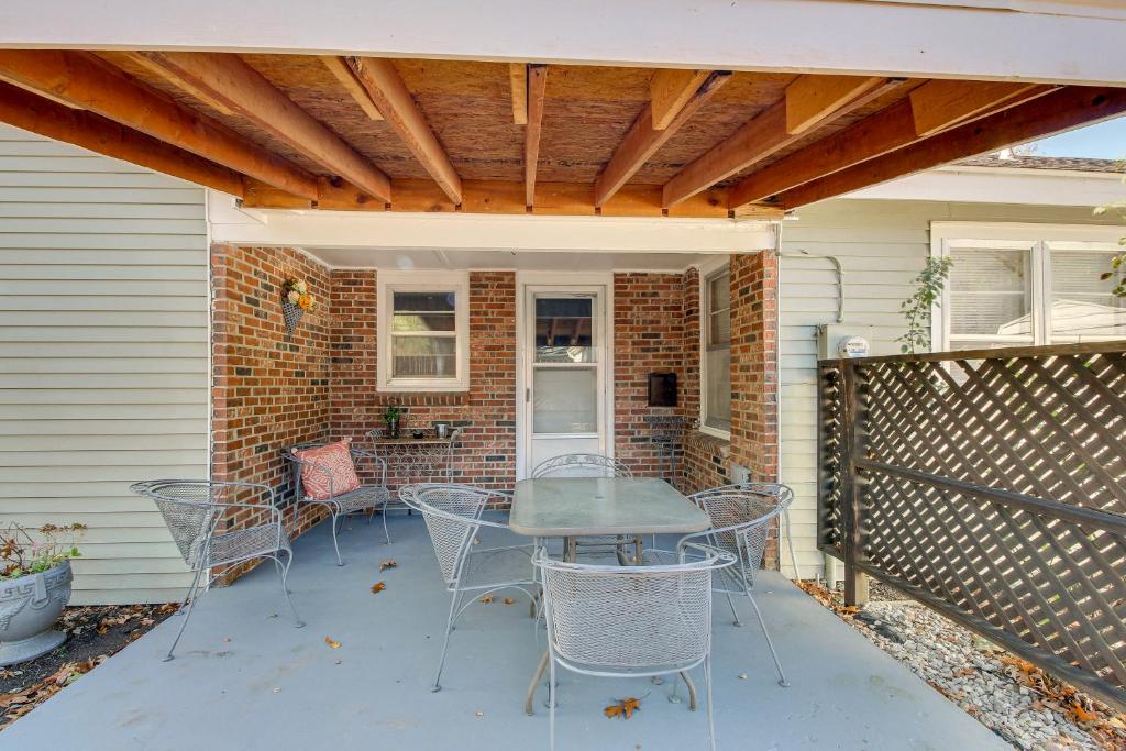 Missouri Escape with Furnished Patio, Near Downtown! photo 1