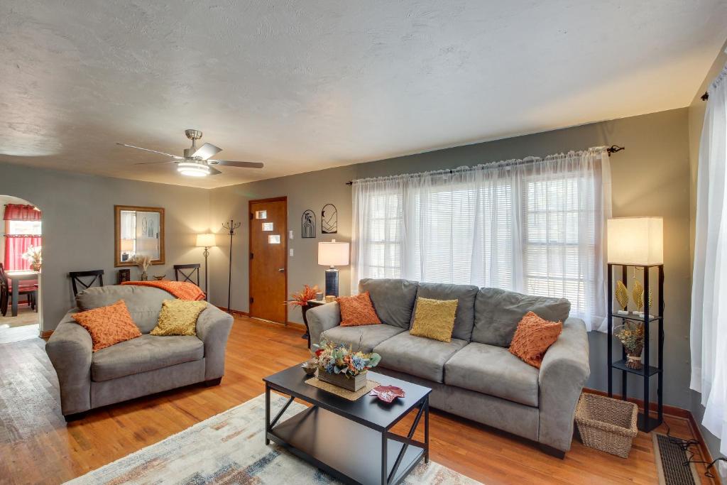 Missouri Escape with Furnished Patio, Near Downtown! photo 4
