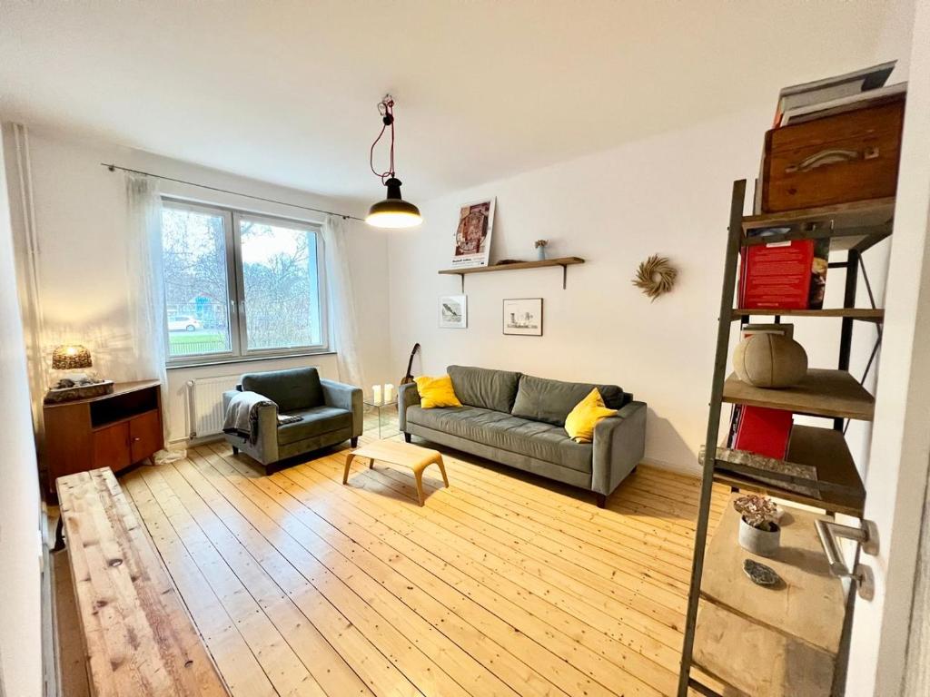 Renovated apartment I 4 rooms I Close to the fair photo 1