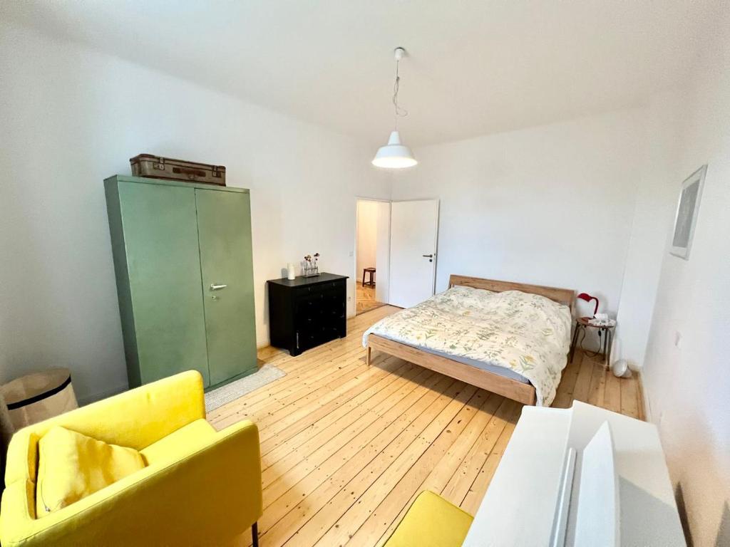 Renovated apartment I 4 rooms I Close to the fair photo 3
