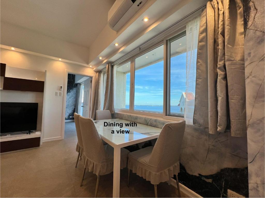 La Mirada Residences Sea-view Suites photo 3