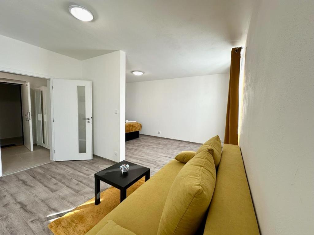 Sky Apartments 505 photo 4