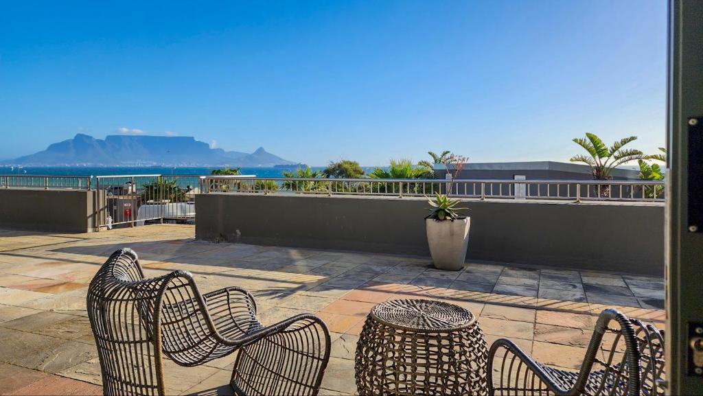 Infinity LG8 Beachfront Apartment photo 1