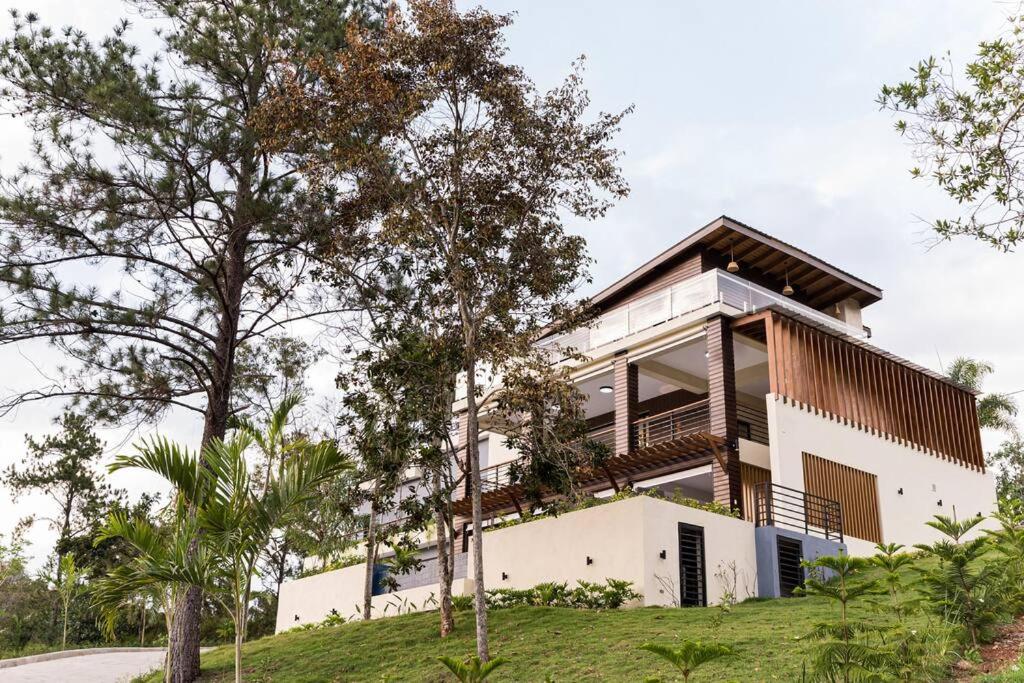 Luxury Mountain villa, Jarabacoa villa vargas photo 1