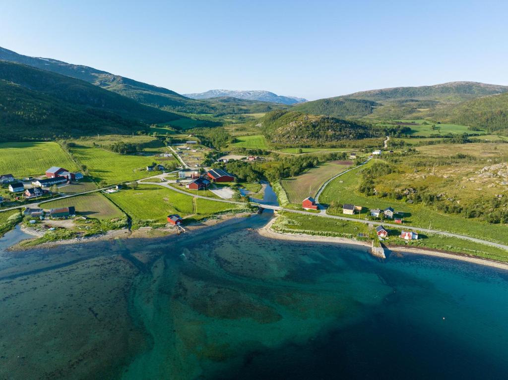 Storjord Farmstay Ranchhouse photo 1