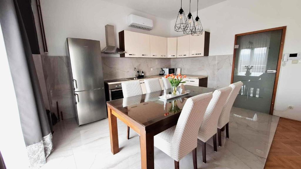 Kosante - 4 stars apartment - 150 m2 with fitness room photo 4