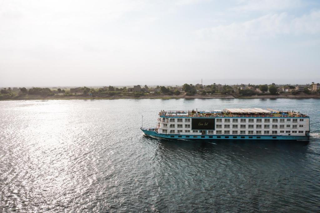 Casa Sol Nile Cruise 4nt Lxr Saturday 3nt Asw Wednesday photo 3