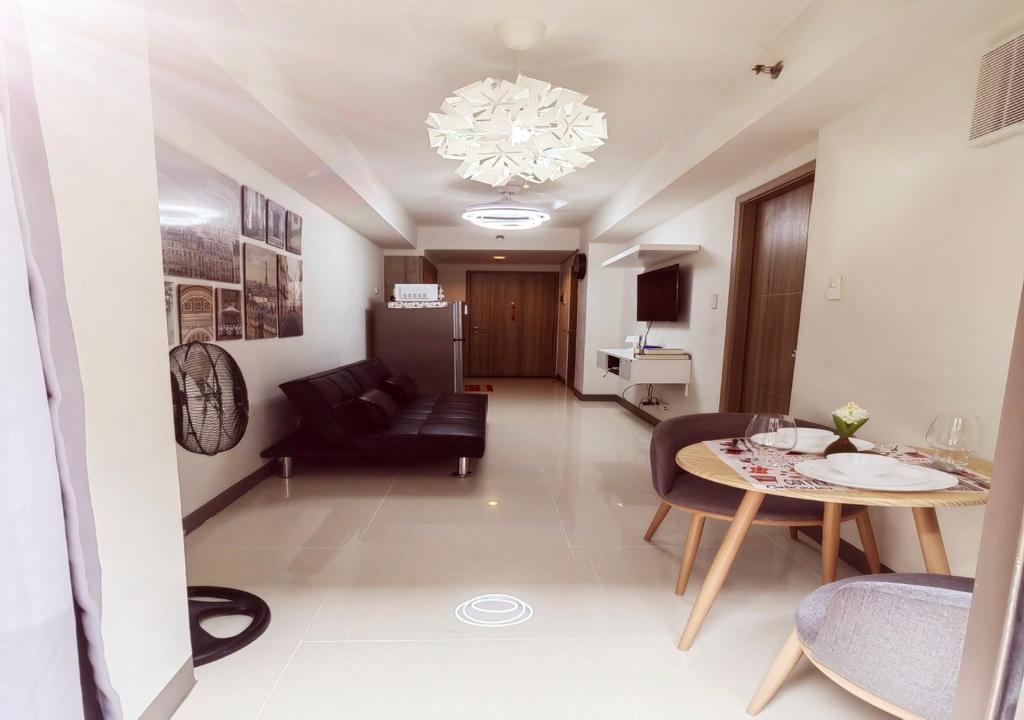 S Residences1 bedroom with balcony near MOA photo 2