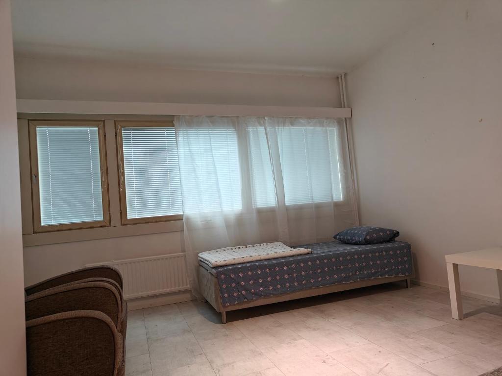 Pet-friendly 4 Bed Apt in Turku with Park views photo 2