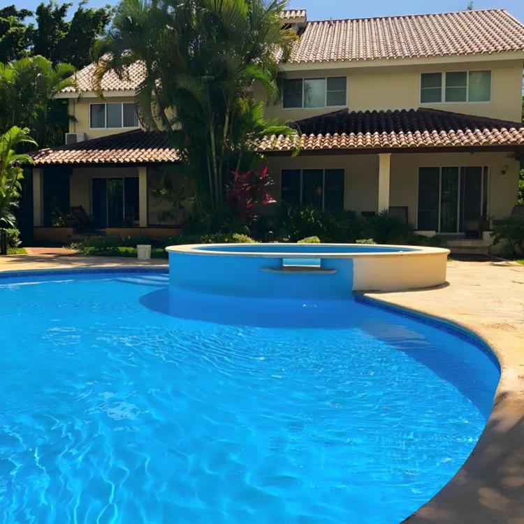 Lujosa villa en Metro Country Club photo 2