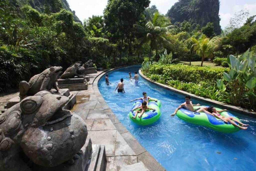 Ipoh Sunway Bungalow 3min Lost World 14Adult 3kids 4parking BBQ Karaoke by IWH photo 2