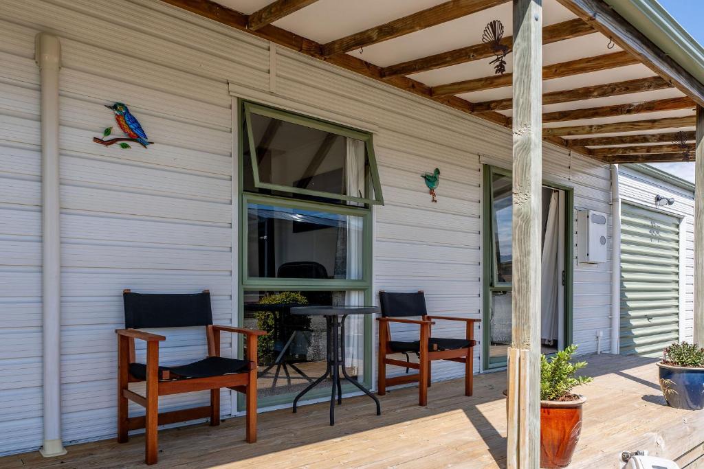 Fantail Cottage photo 2