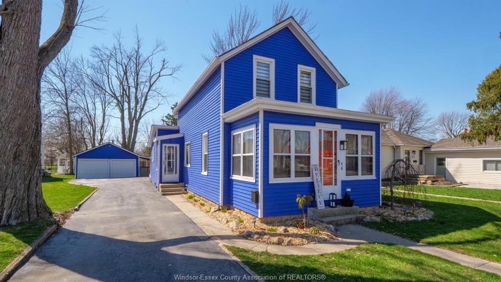 Blue Breeze Cottage Ontario photo 4