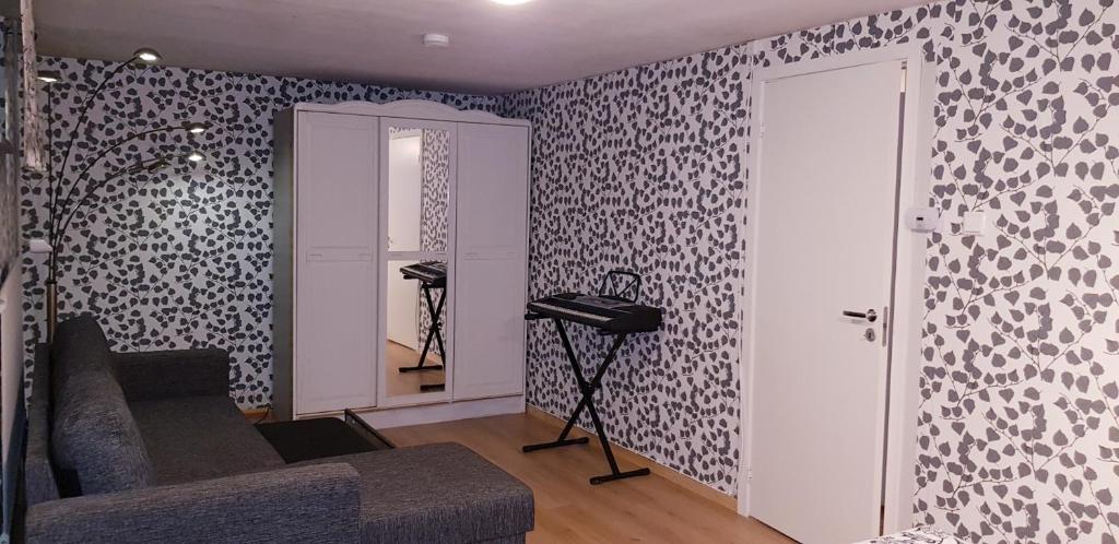 Fin Villa nära insjön Burtäsket photo 2