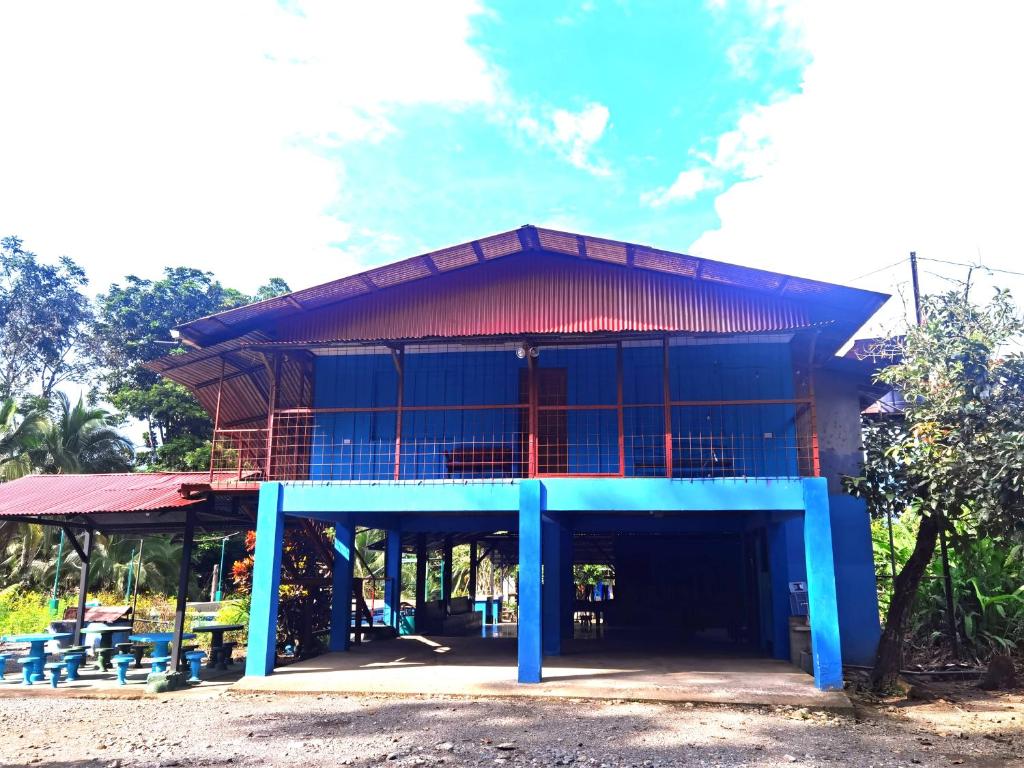 Chocolate Village & pool photo 2