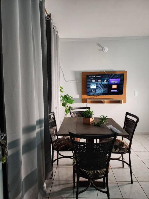 Apartamento aconchegante bem localizado photo 3