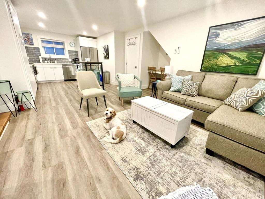 "Bike" at Hills Meaford, Pet Friendly, Ground Floor Suite photo 4