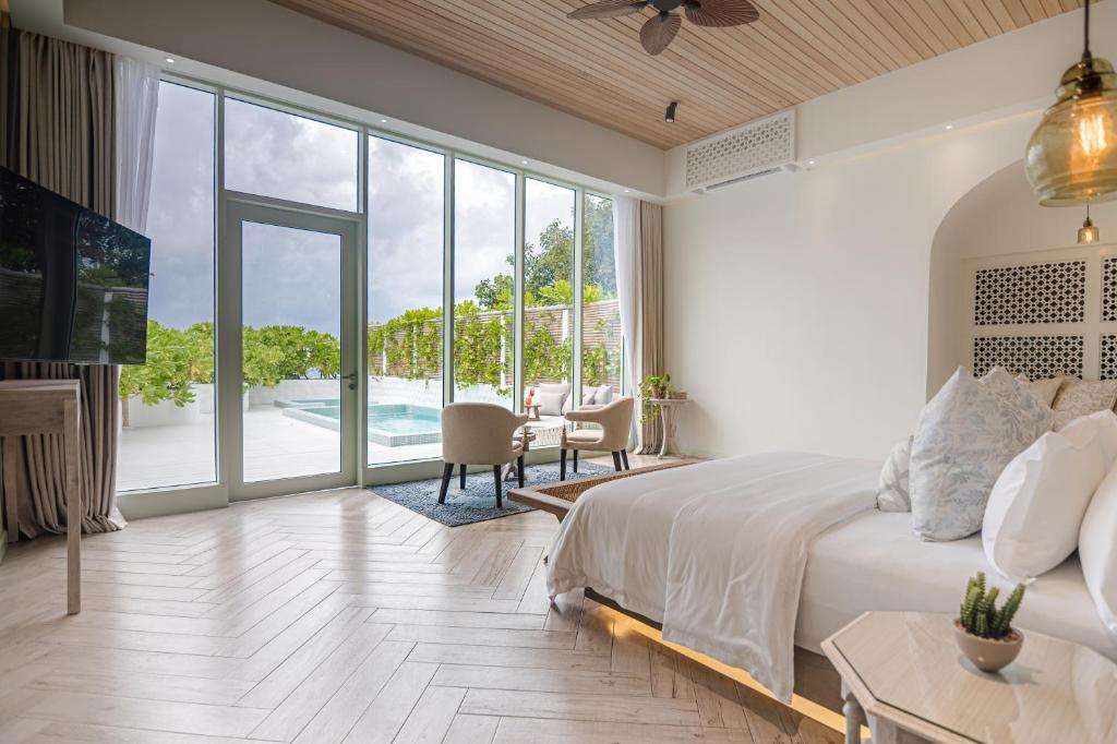 Malahini Kuda Bandos Resort photo 1
