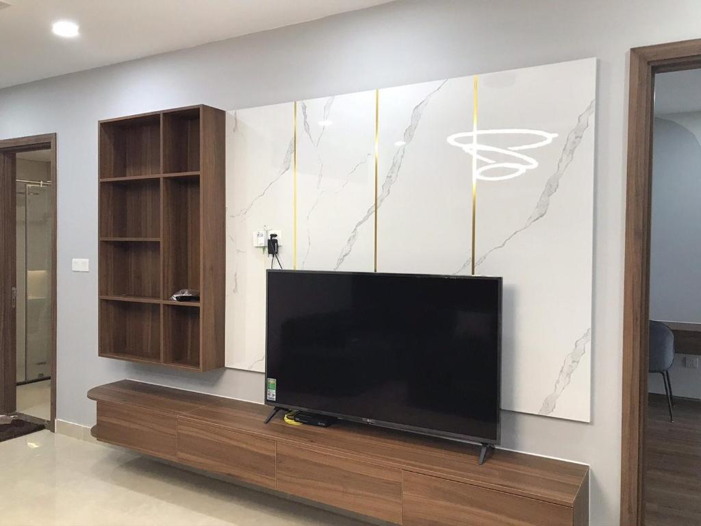 3 bedroom Golden Park Apartment near Cau Giay Park