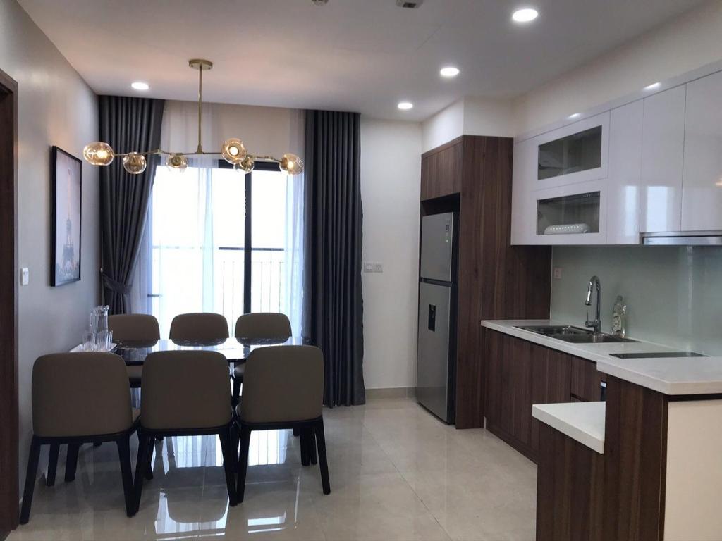 3 bedroom Golden Park Apartment near Cau Giay Park