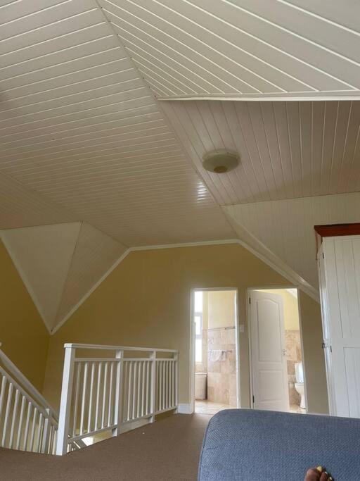 Precious, Peaceful 3bedroom, 6 sleeper family home! photo 2